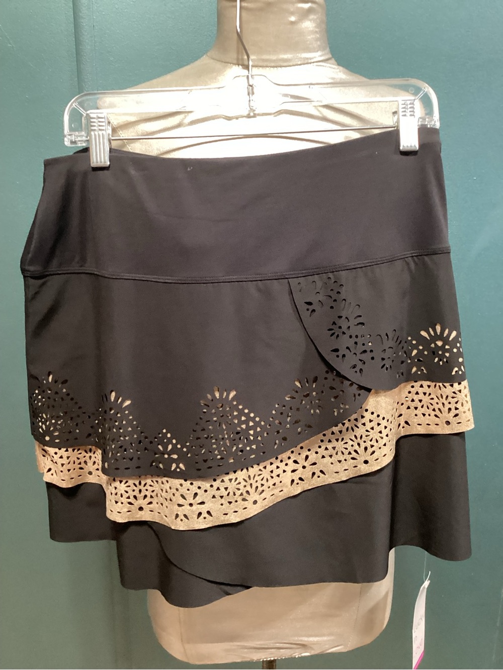 NWT black and gold metallic golf or tennis skirt